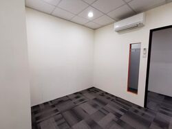 Ubi Techpark (D14), Factory #577044271